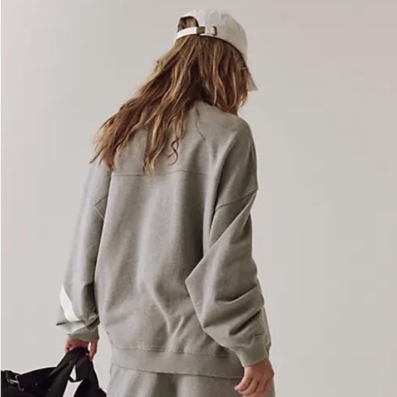 Free People Movement All Star Logo Pullover Sweatshirt Size M NEW - Picture 3 of 15